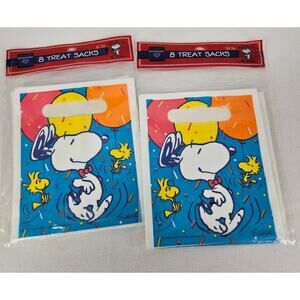 AMBASSADOR SNOOPY VINTAGE GOODIE BAGS - 16 PCS - NOSTALGIC PARTY FAVORS!